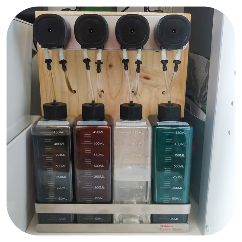 Chihiros Dosing Container - butelki do dozownika automatycznego.jpg
